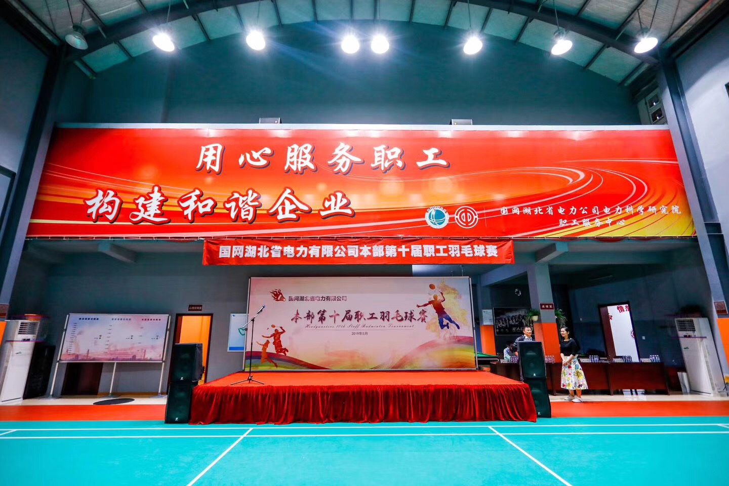 桁架舞臺(tái)搭建工廠(chǎng)，藝術(shù)與技術(shù)的交匯點(diǎn)